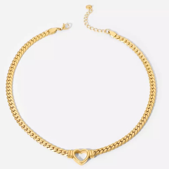 GP heart ❤️ necklace - Picture 3 of 7